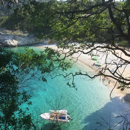Private Pyrgos - Heated Pool & Sea View - Walking Distance From Beaches & Vilă