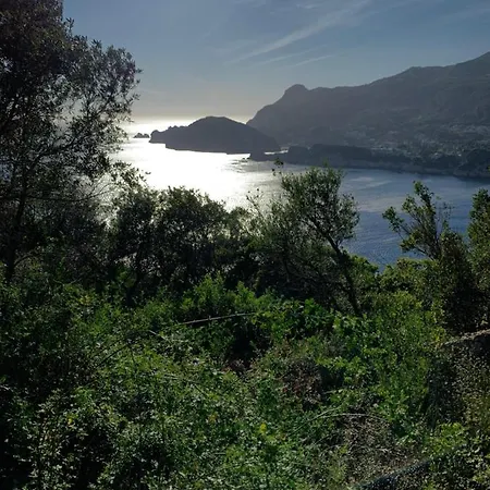 Pyrgos *