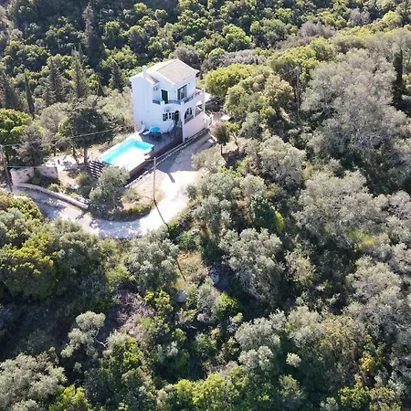 Villa Pyrgos Liapades