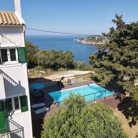 Pyrgos Villa *